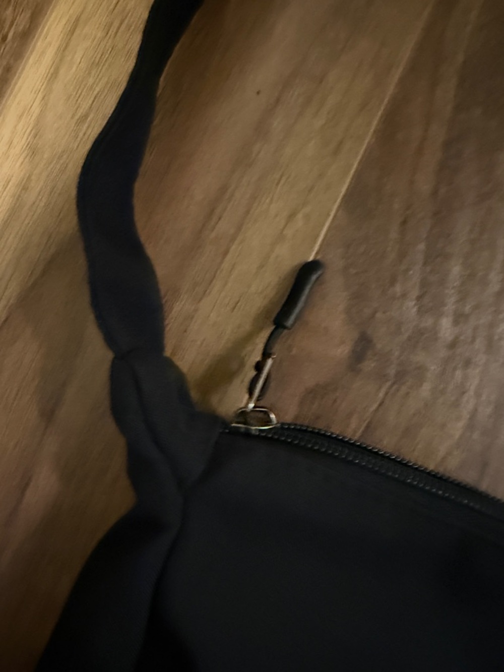Black Crossbody Sling Bag with adjustable strap. - Picture 4 of 6